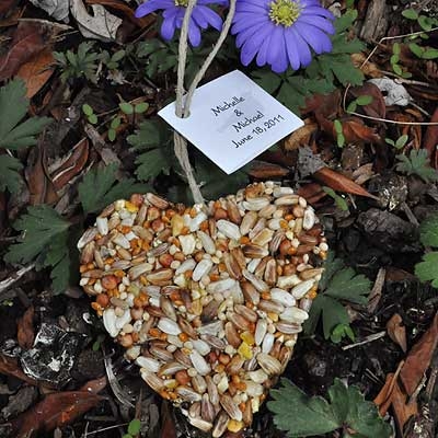 97-Heart-Bird-Seed-Favors-Unique-NEW-3991