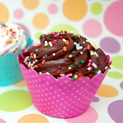 baby-dot-cupcake-wrappers-500