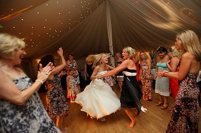 Wedding dancing (2)