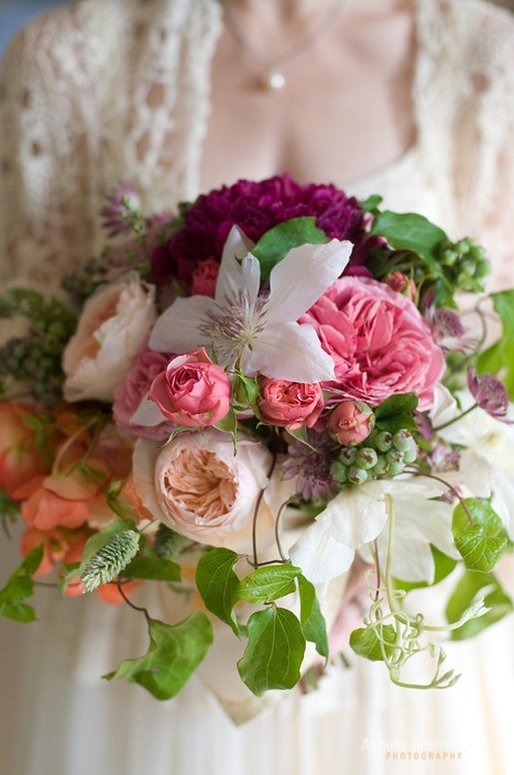 Floral Arrangements for a Spring Wedding