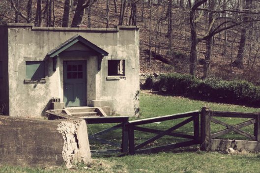 Historic Series: The Lloyd Family Manor - Copyright 2012 Melissa O'Connor