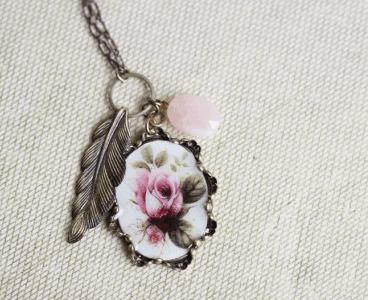 Shop of the Month: Ruche - Garden View Indie Pendant Necklace