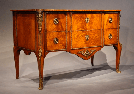 How to Buy Antique Furniture and Other Collectables
