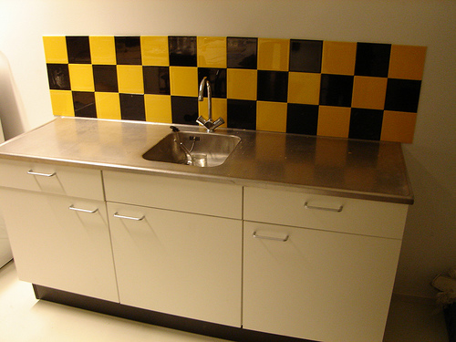 Guest Post: Creating a Designer Kitchen on a Budget Guest Post: Creating a Designer Kitchen on a Budget