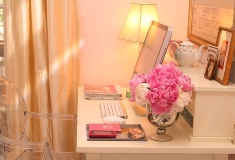 Decorate Your Home in Pink