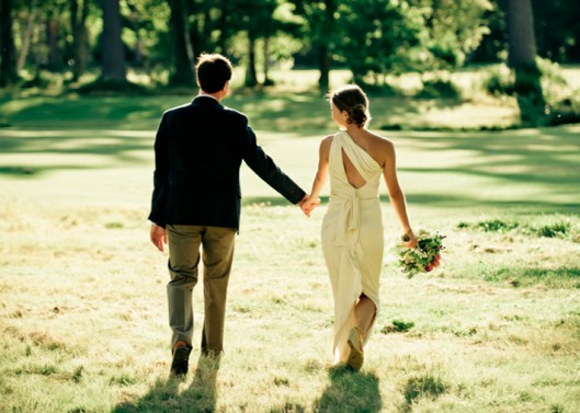 Hannah & Ryan Tie the Knot - © Thamer Photography