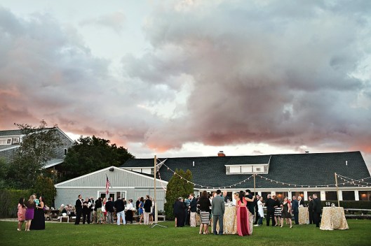 Jessica + Ken Tie the Knot = Photography by Lindsey Thorne