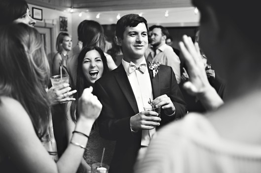 Jessica + Ken Tie the Knot = Photography by Lindsey Thorne